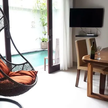 Villa Reisya Nusa Dua  Exterior photo